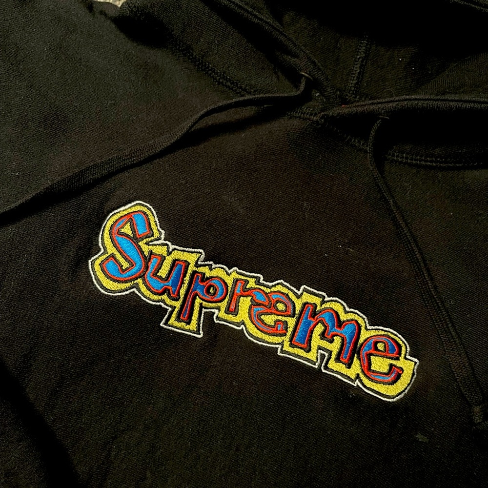 Supreme Hoodie